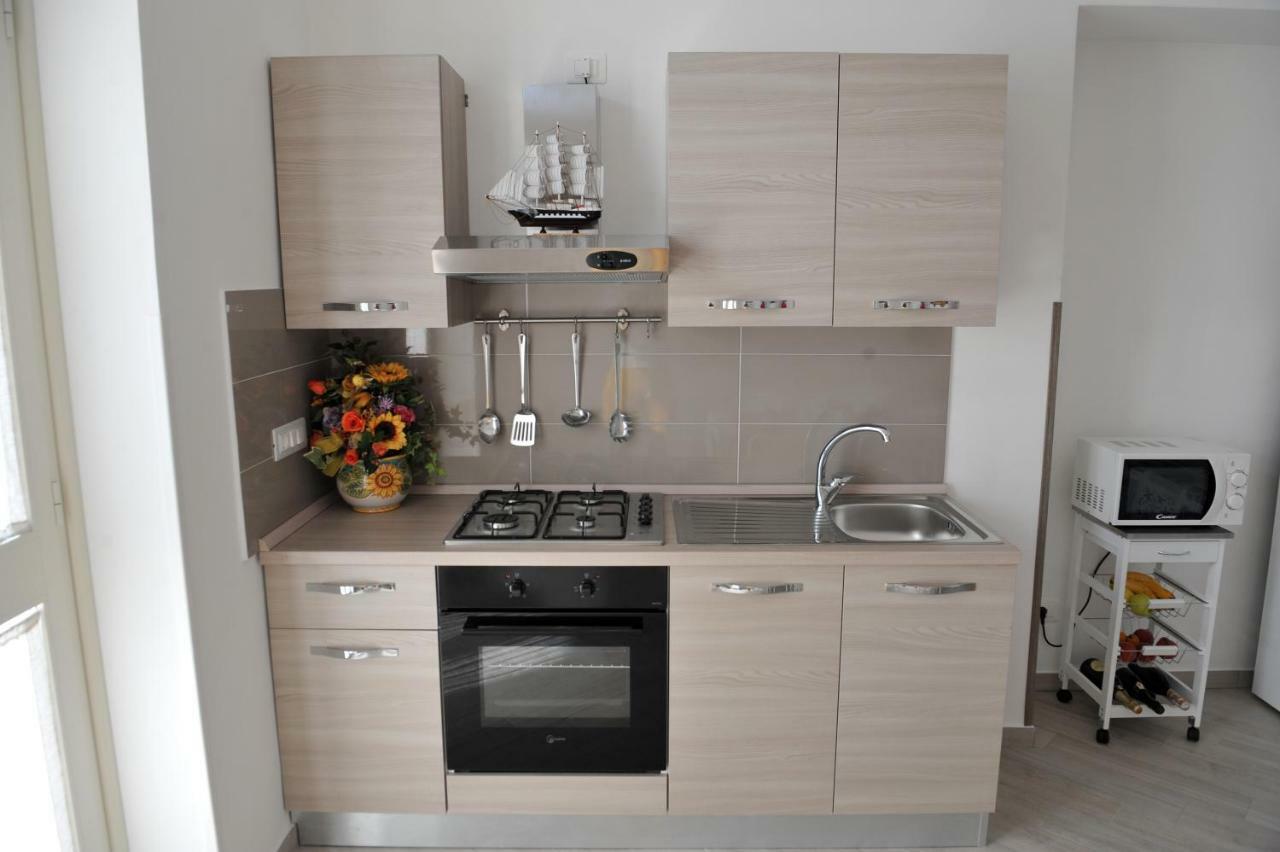 אג'רולה Holiday House Lual מראה חיצוני תמונה