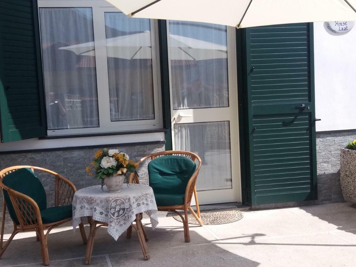 אג'רולה Holiday House Lual מראה חיצוני תמונה