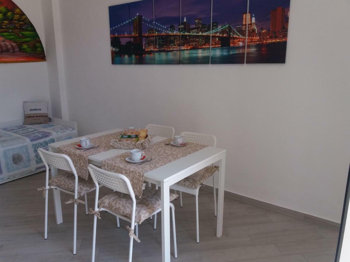 אג'רולה Holiday House Lual מראה חיצוני תמונה